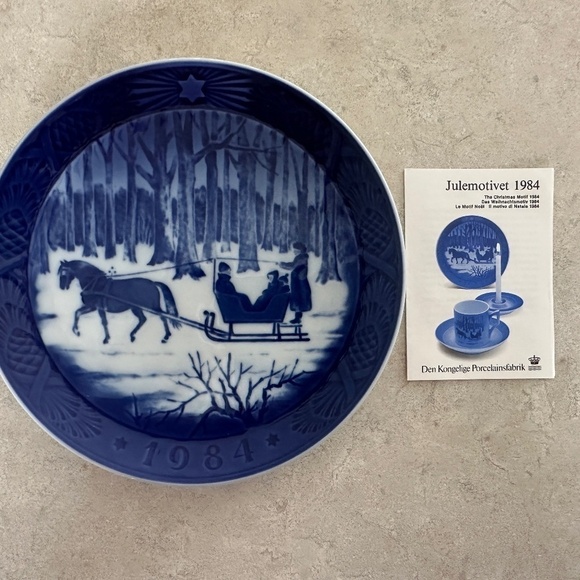 Royal Copenhagen Annual Blue Christmas 4 Plates Vintage Denmark 1981, 82, 83, 84 - Picture 14 of 16